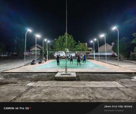 Lima Set Penentuan, Loka Nawasena Putri Taklukkan Putri Sadeng di Bawah Gemerlap Lampu Malam